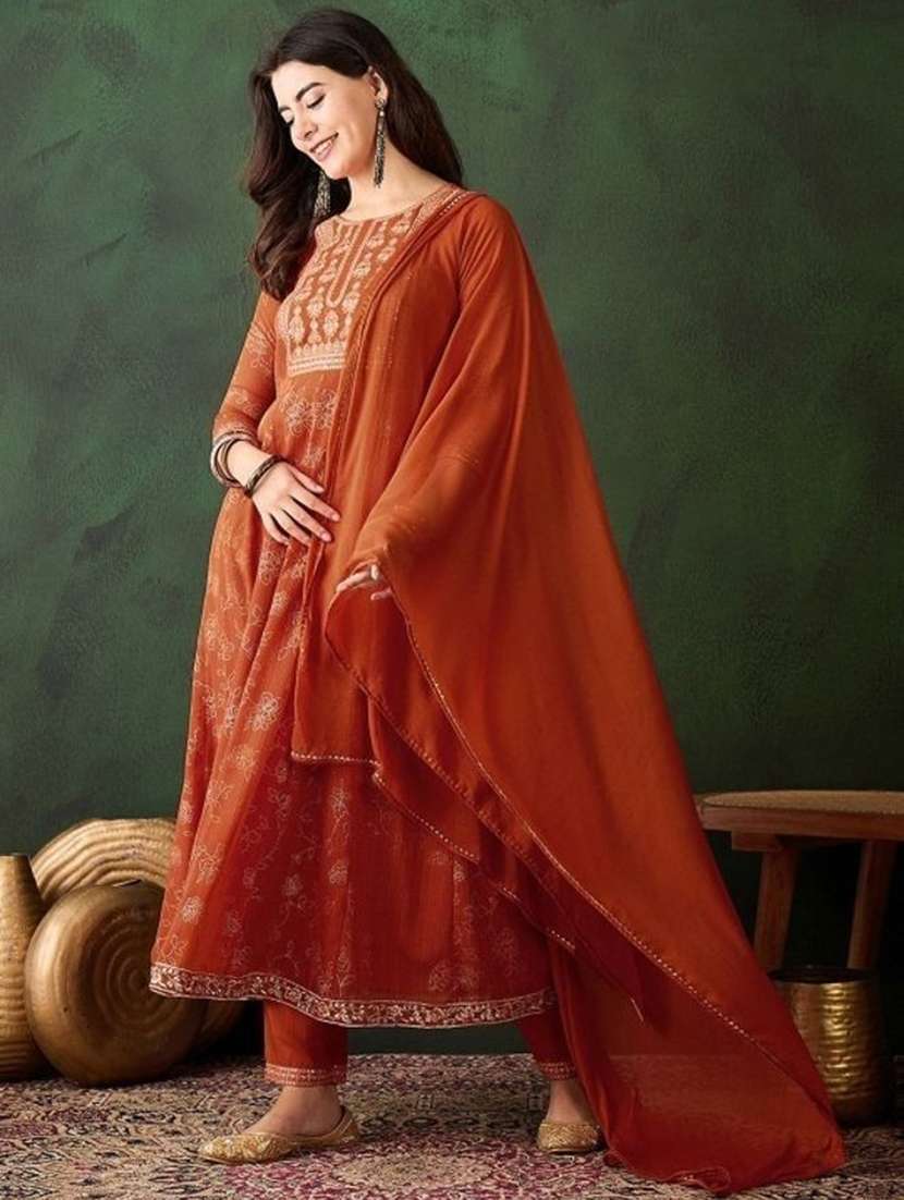 women printed three quarter sleeves kurta pant set with dupatta - 22579731 -  Standard Image - 2