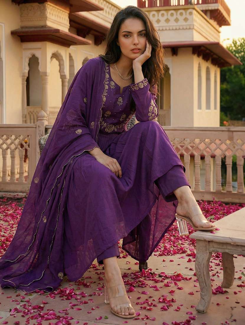 women embroidered long sleeves kurta pant set with dupatta - 22579824 -  Standard Image - 2