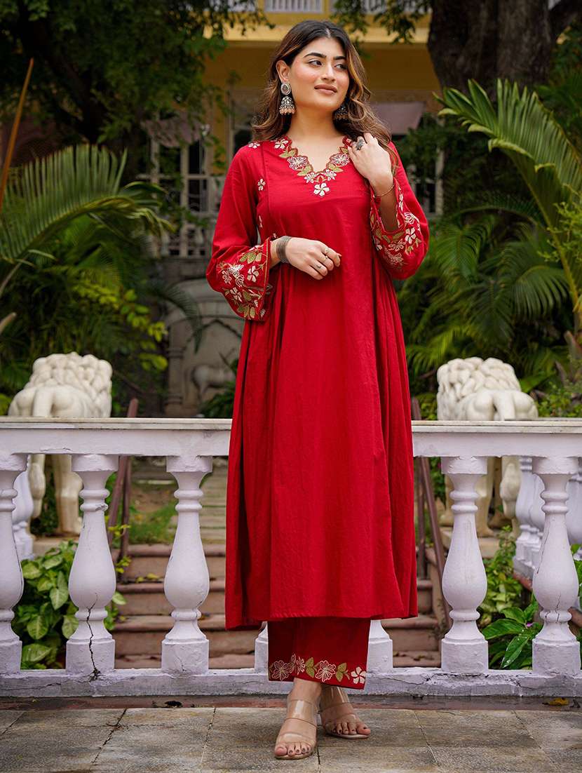 women embroidered long sleeves kurta pant set with dupatta - 22579845 -  Standard Image - 2