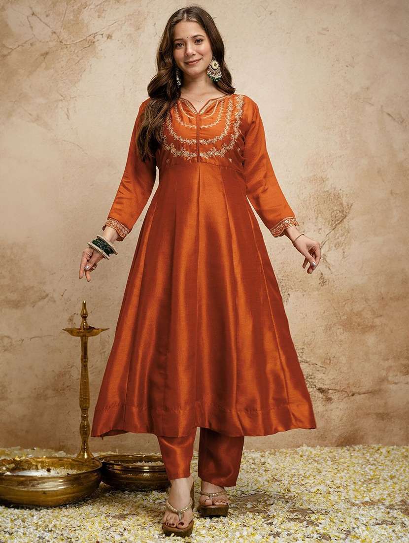 women embroidered three quarter sleeves kurta pant set with dupatta - 22579846 -  Standard Image - 2