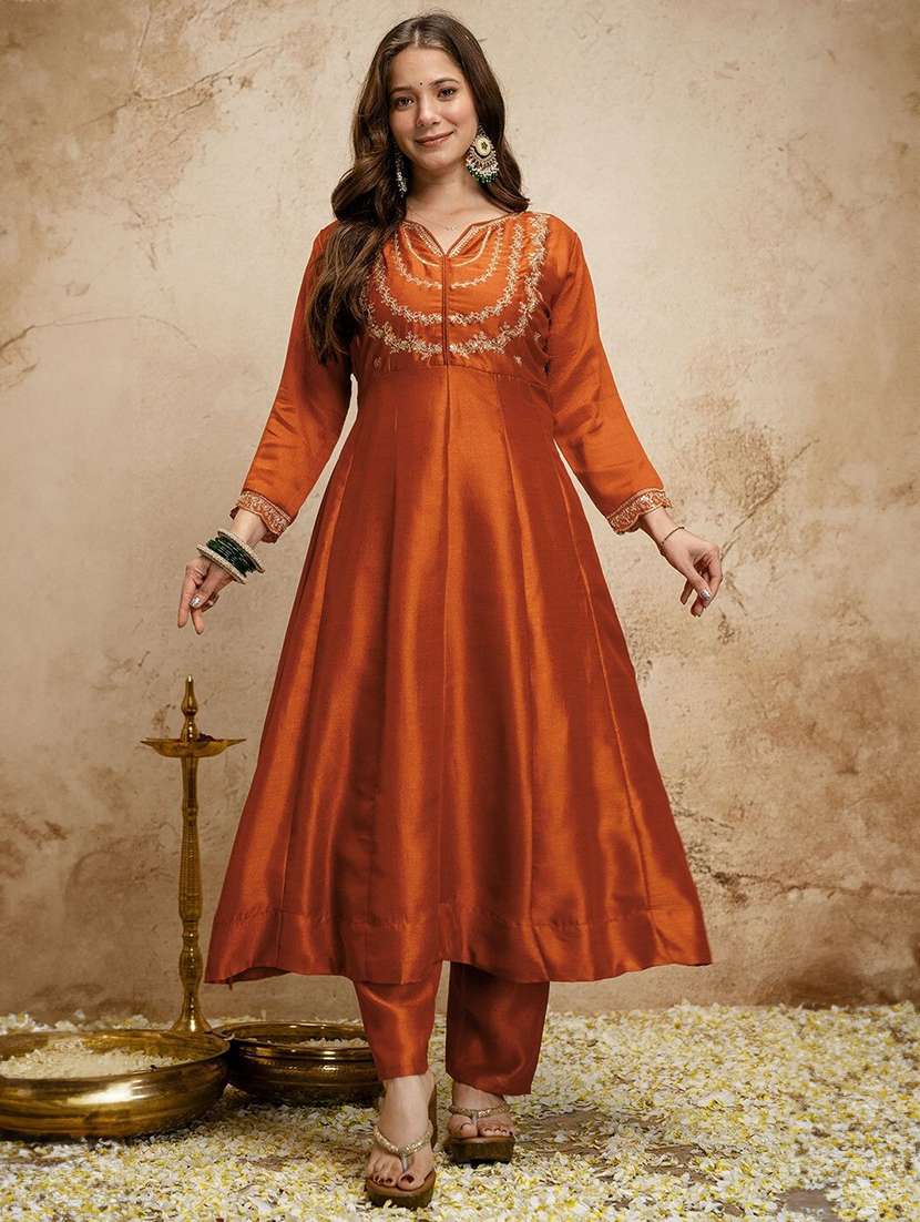women embroidered three quarter sleeves kurta pant set with dupatta - 22579900 -  Standard Image - 2