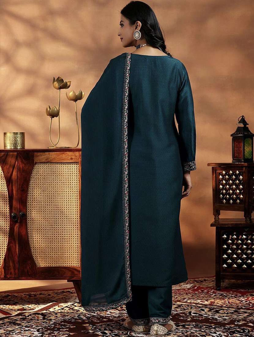 women embroidered three quarter sleeves kurta pant set with dupatta - 22579917 -  Standard Image - 2