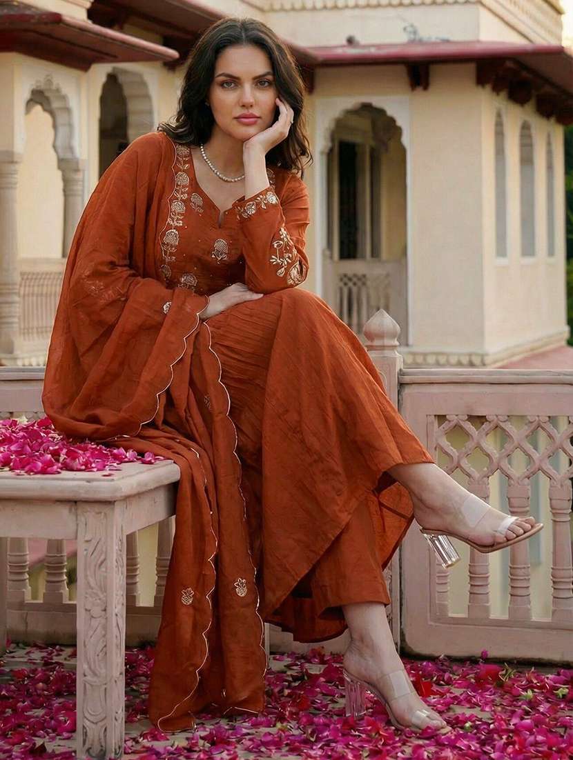 women embroidered long sleeves kurta pant set with dupatta - 22579930 -  Standard Image - 2