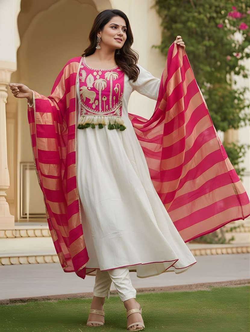 women embroidered long sleeves kurta pant set with dupatta - 22579974 -  Standard Image - 2