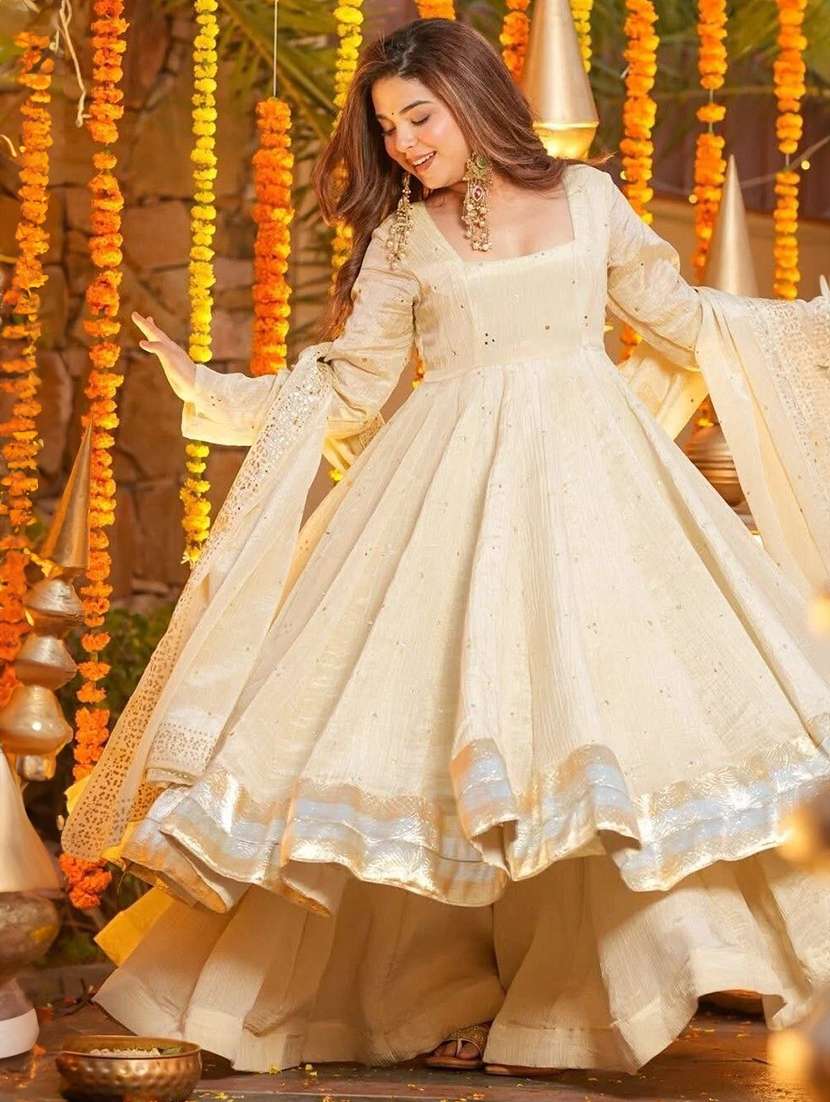 women embroidered long sleeves kurta palazzo set with dupatta - 22580055 -  Standard Image - 2