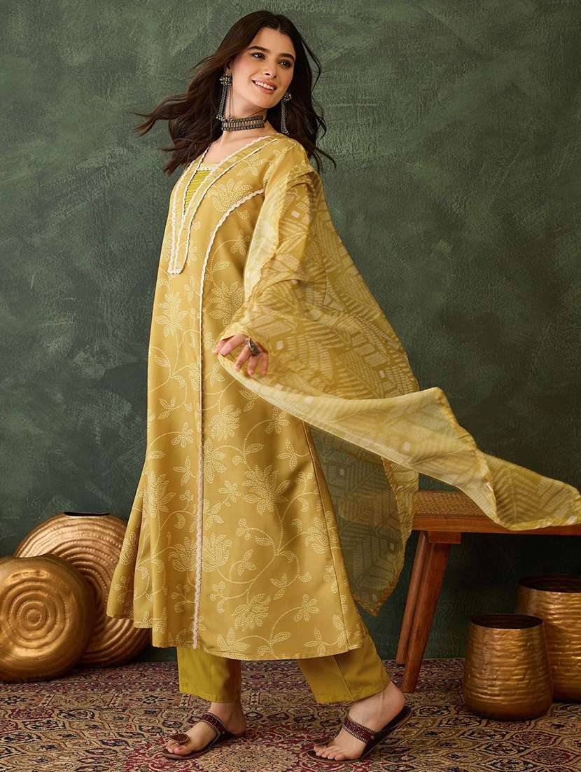women printed three quarter sleeves kurta pant set with dupatta - 22580110 -  Standard Image - 2