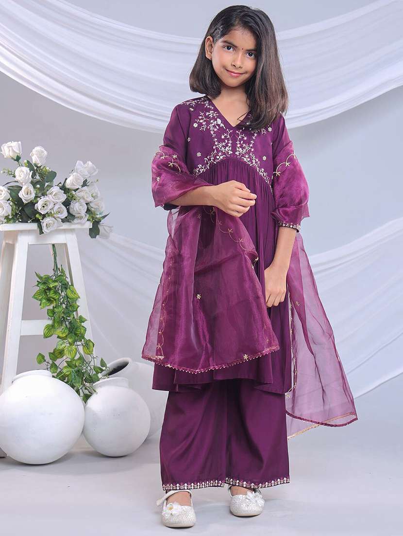 girls embroidered three quarter sleeves kurta pant set with dupatta