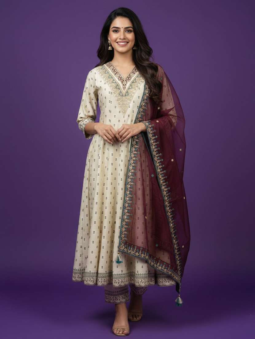 women embroidered three quarter sleeve kurta pant with dupatta set