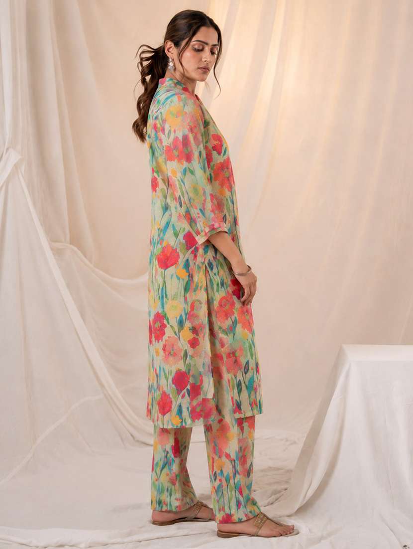 women printed three quarter sleeves kurta and pant set - 22580473 -  Standard Image - 2