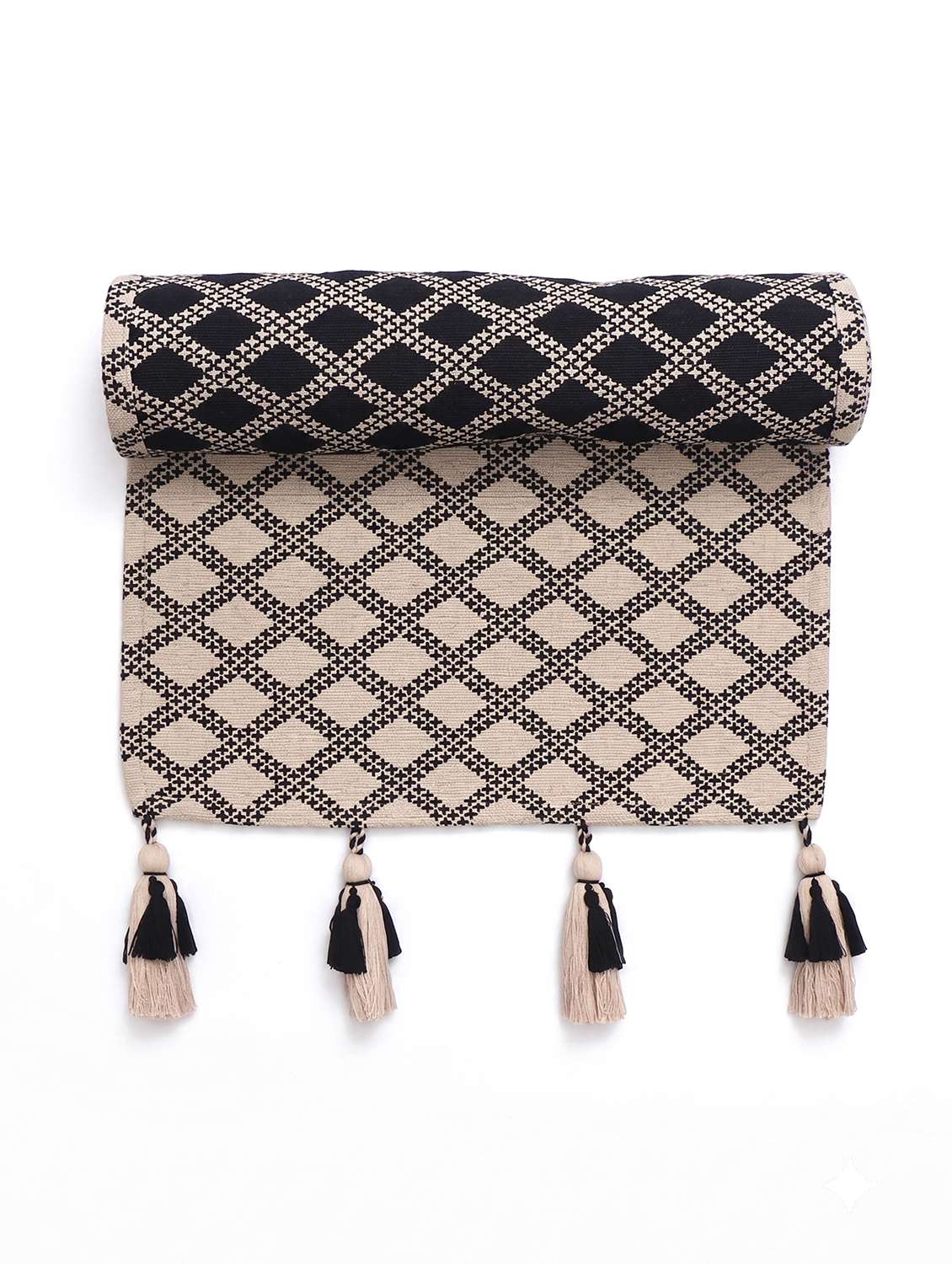 mezposh stave geometric cotton ivory table runner (6 seater) - 22580528 -  Standard Image - 2