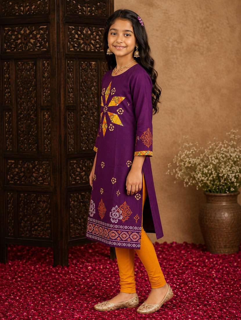 girls printed three quarter sleeves straight kurta - 22580665 -  Standard Image - 2