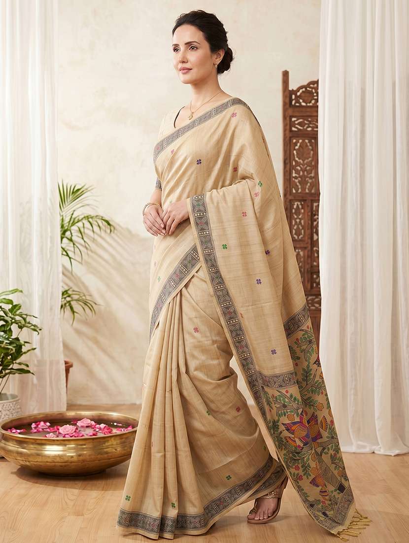women printed casual wear saree with blouse - 22581498 -  Standard Image - 2