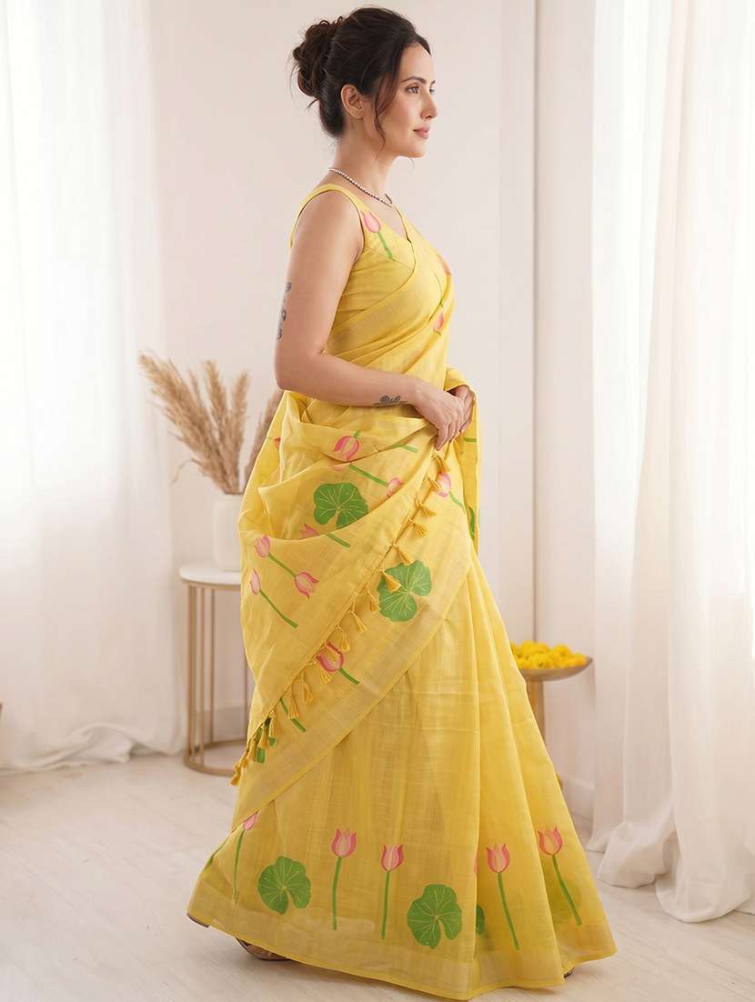 women printed casual wear saree0 with blouse - 22581525 -  Standard Image - 2