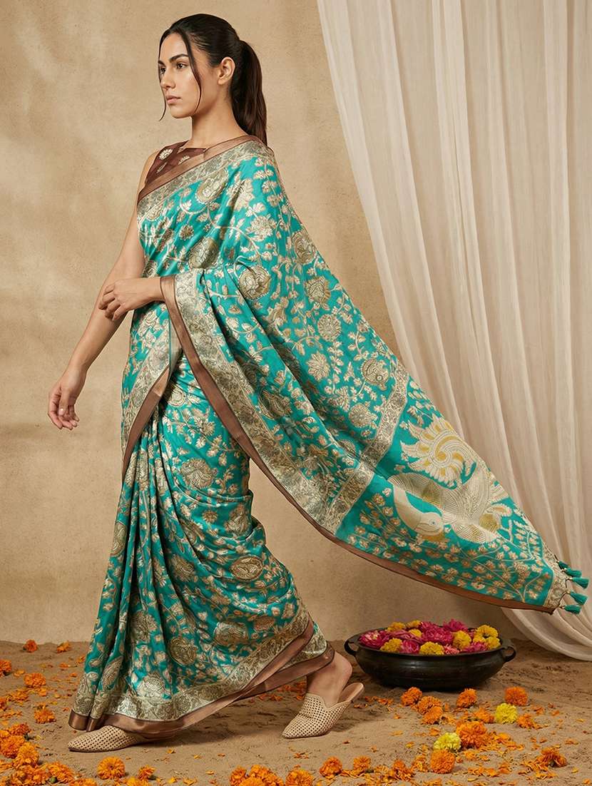 women printed casual wear saree with blouse - 22581549 -  Standard Image - 2