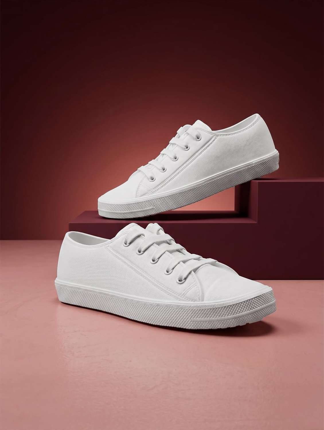 women solid lace up sneakers