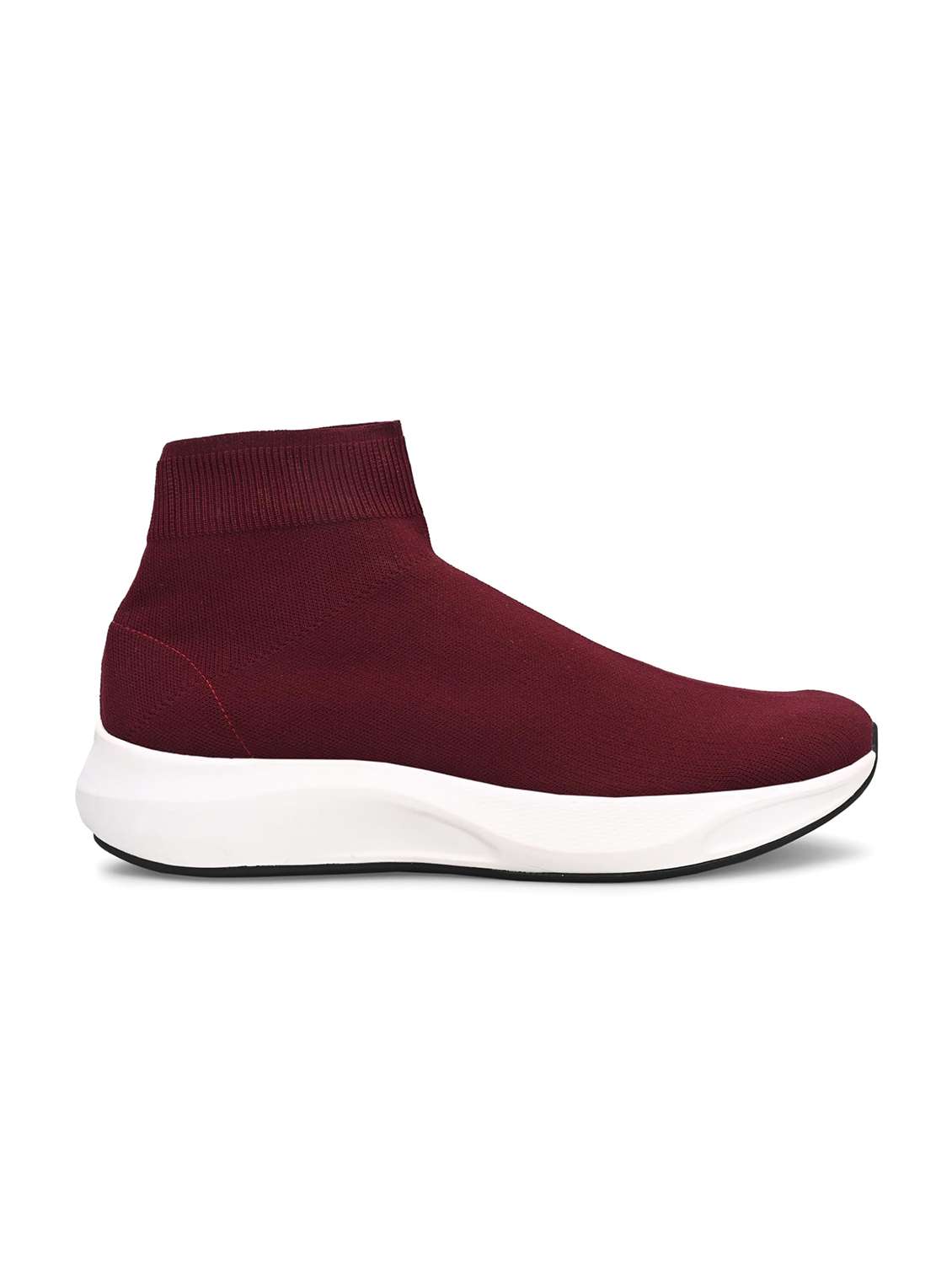 Men Solid Slip On Sports Shoes - 22582294 -  Standard Image - 2