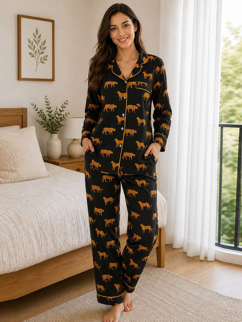 women printed long sleeves pyjama set - 22582519 -  Standard Image - 2