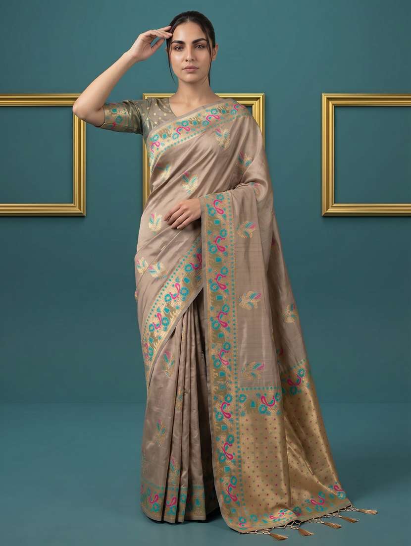 women self design banarasi saree with blouse - 22582785 -  Standard Image - 2
