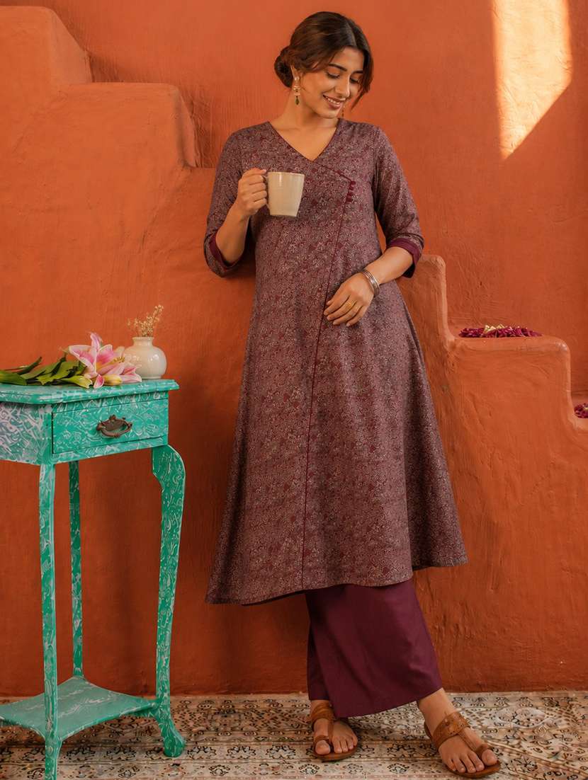 women printed three quarter sleeve kurta pant set - 22582823 -  Standard Image - 2