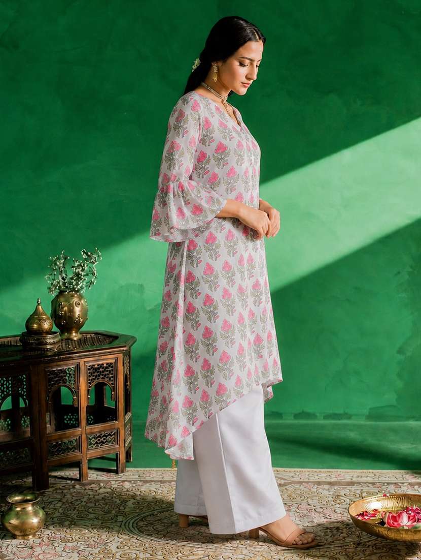 women printed bell sleeve kurta palazzo set - 22582825 -  Standard Image - 2