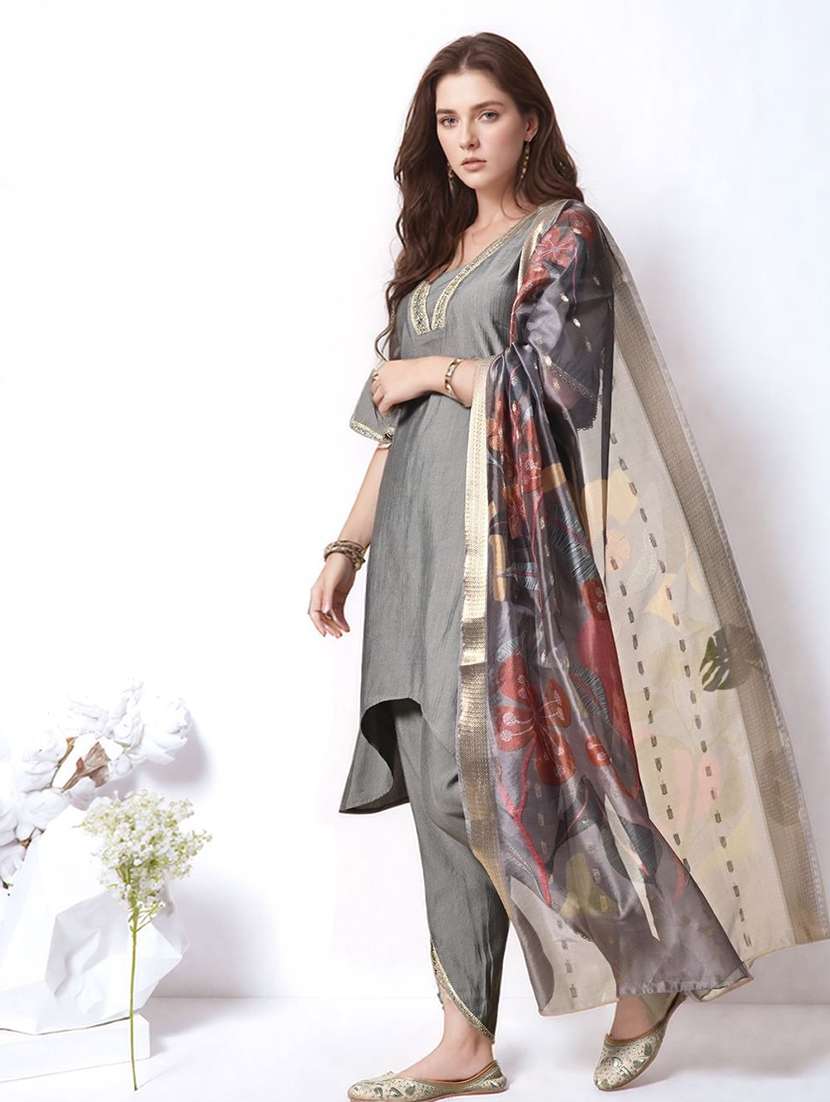 women solid bell sleeve kurta pant with dupatta set - 22583257 -  Standard Image - 2