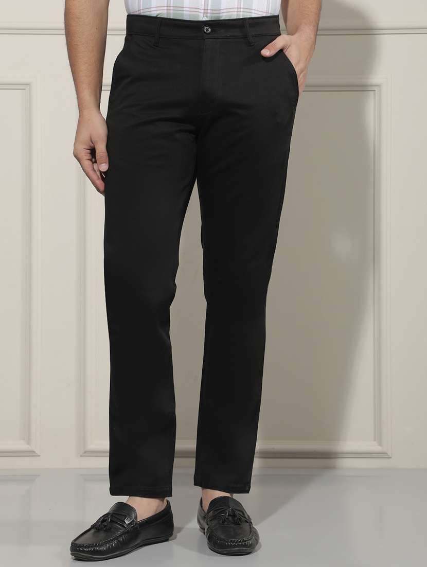 men solid mid rise chinos casual trouser