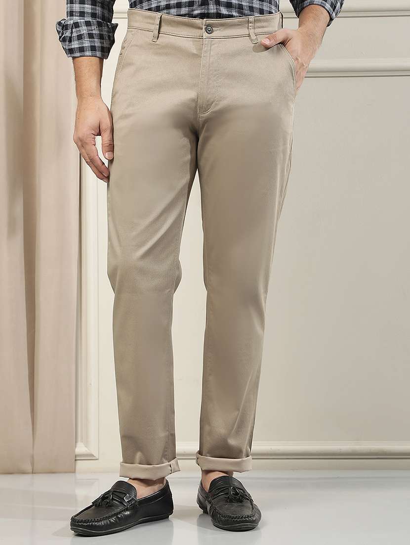 men solid mid rise chinos casual trouser