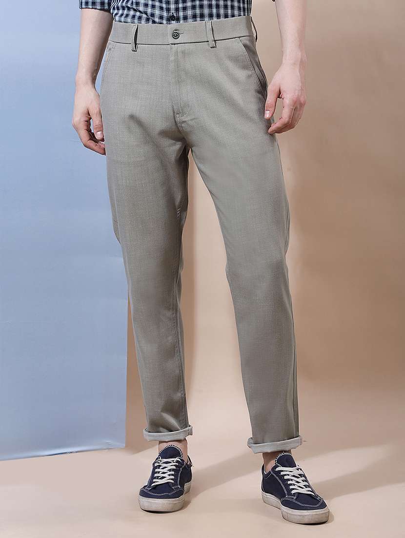 men solid mid rise chinos casual trouser