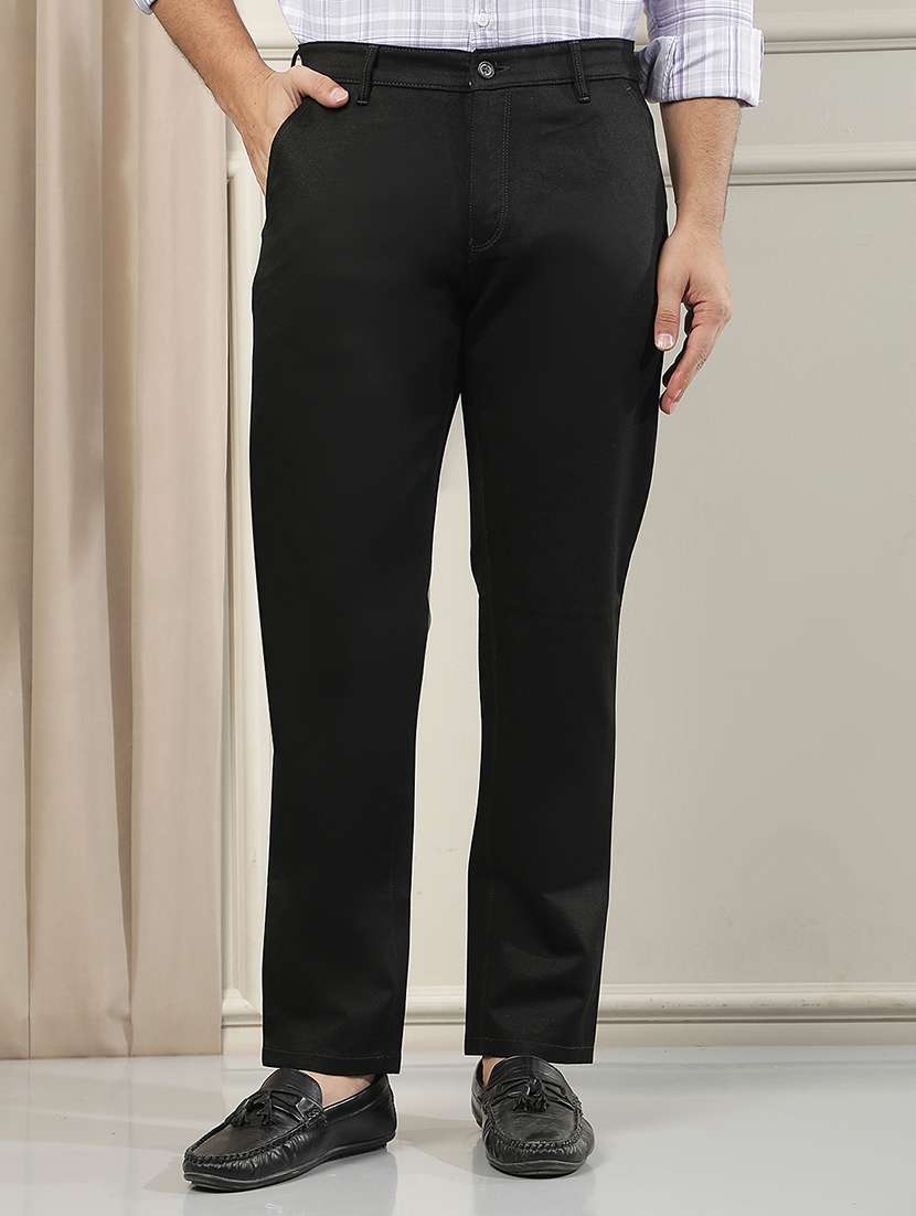 men solid mid rise chinos casual trouser