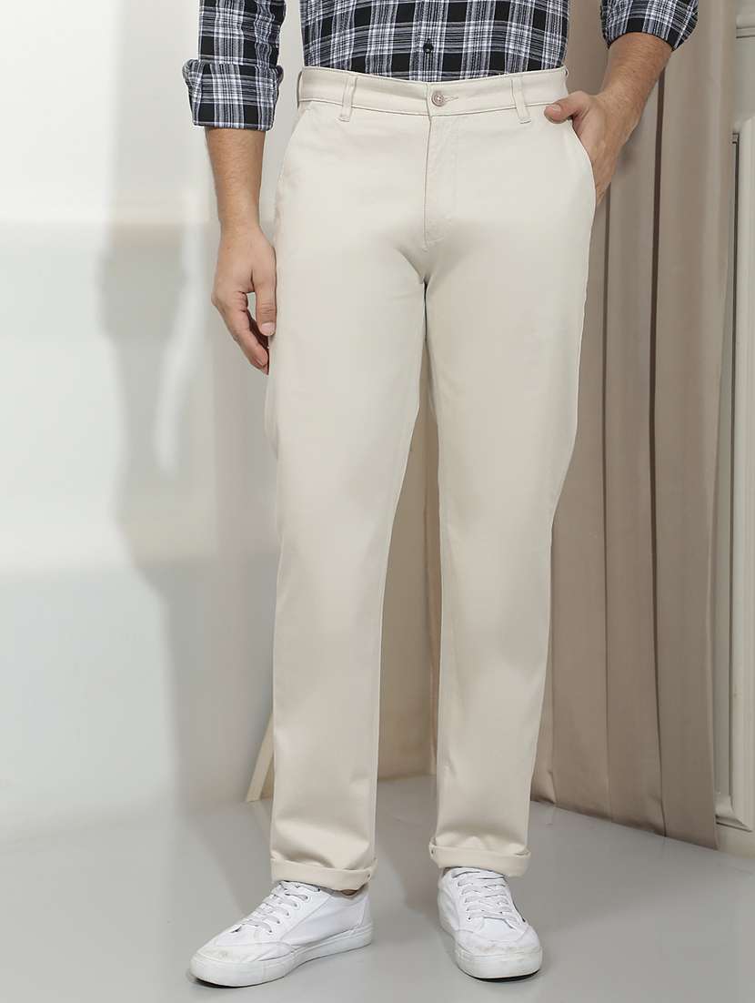men solid mid rise chinos casual trouser