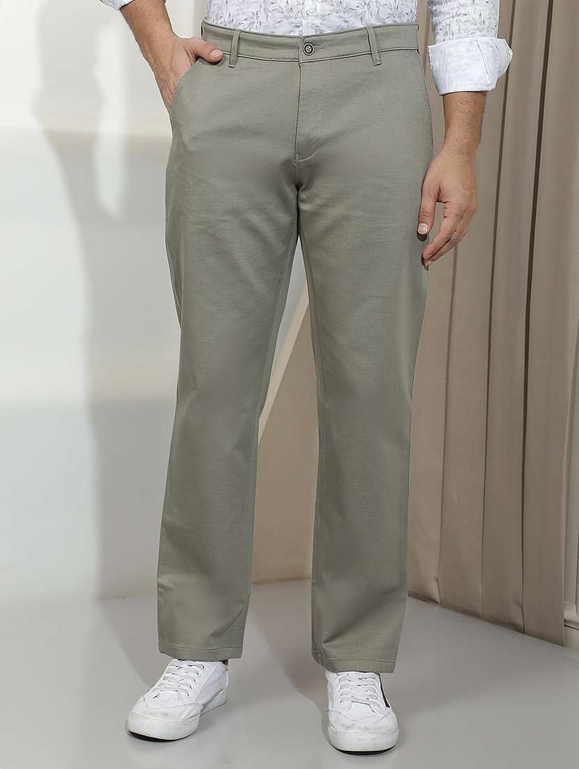 men solid mid rise chinos casual trouser