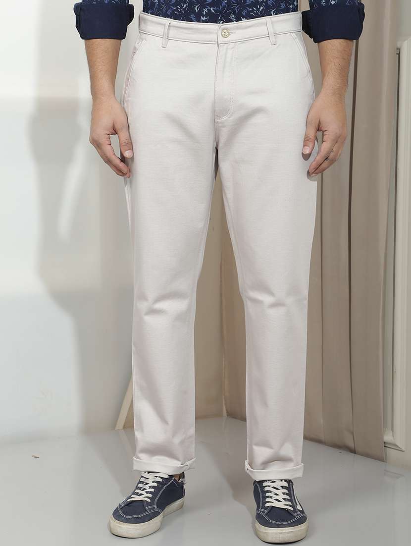 men solid mid rise chinos casual trouser