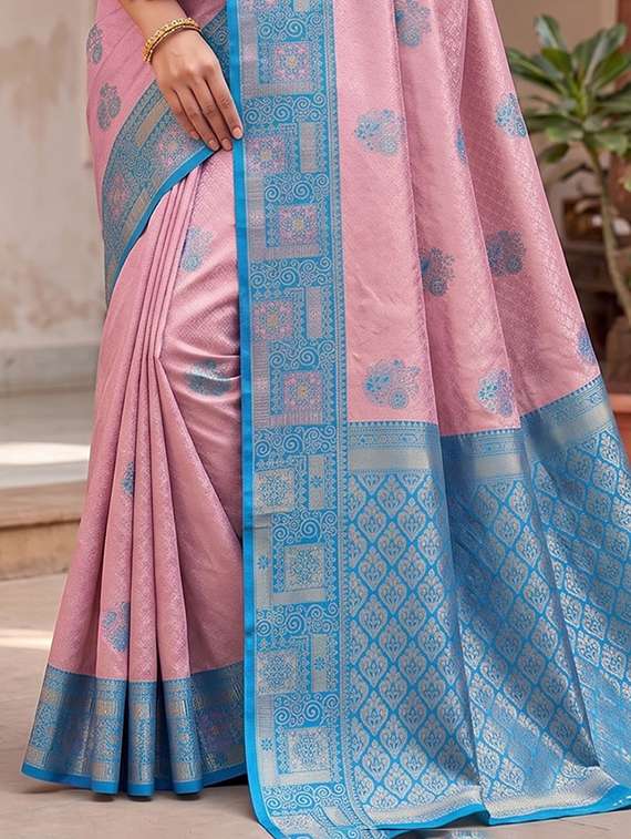 women self design banarasi saree with blouse - 22587426 -  Standard Image - 2