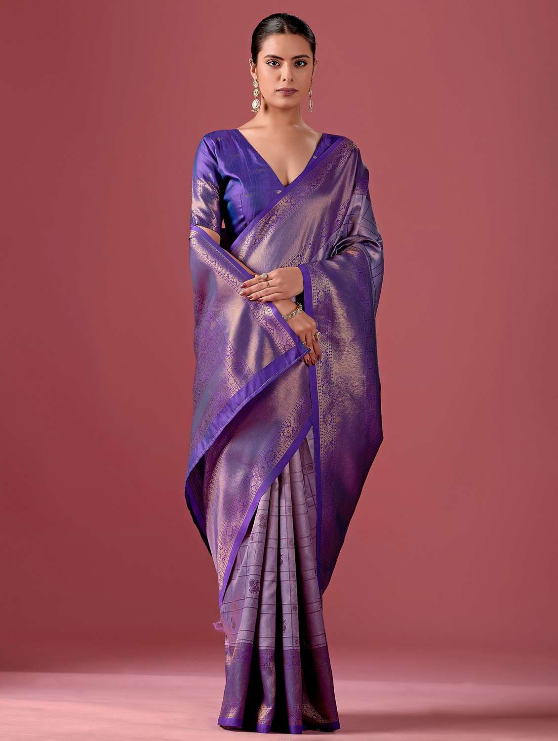 Women Self Design Banarasi Saree With Blouse - 22587435 -  Standard Image - 2