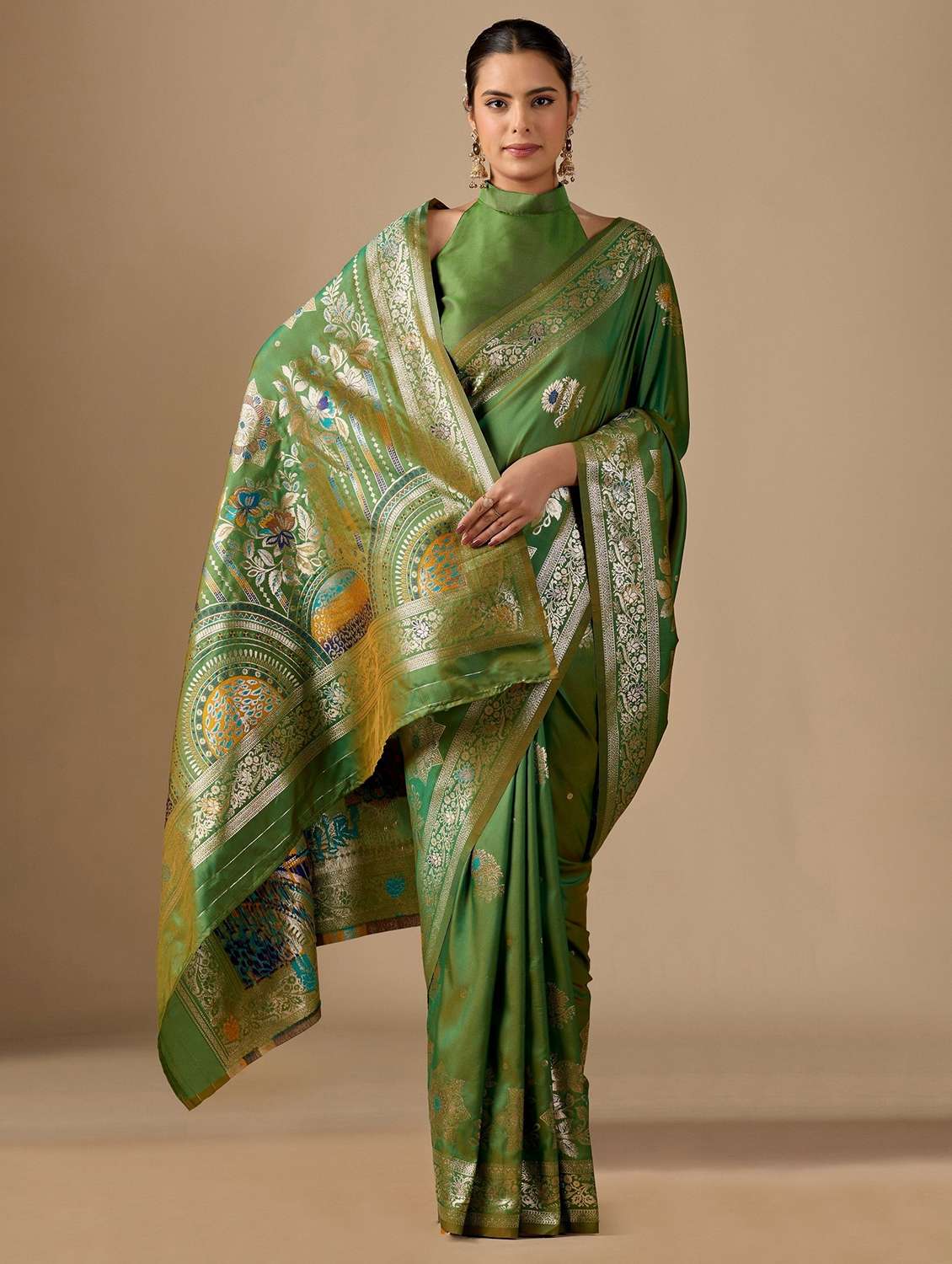 women self design banarasi saree with blouse