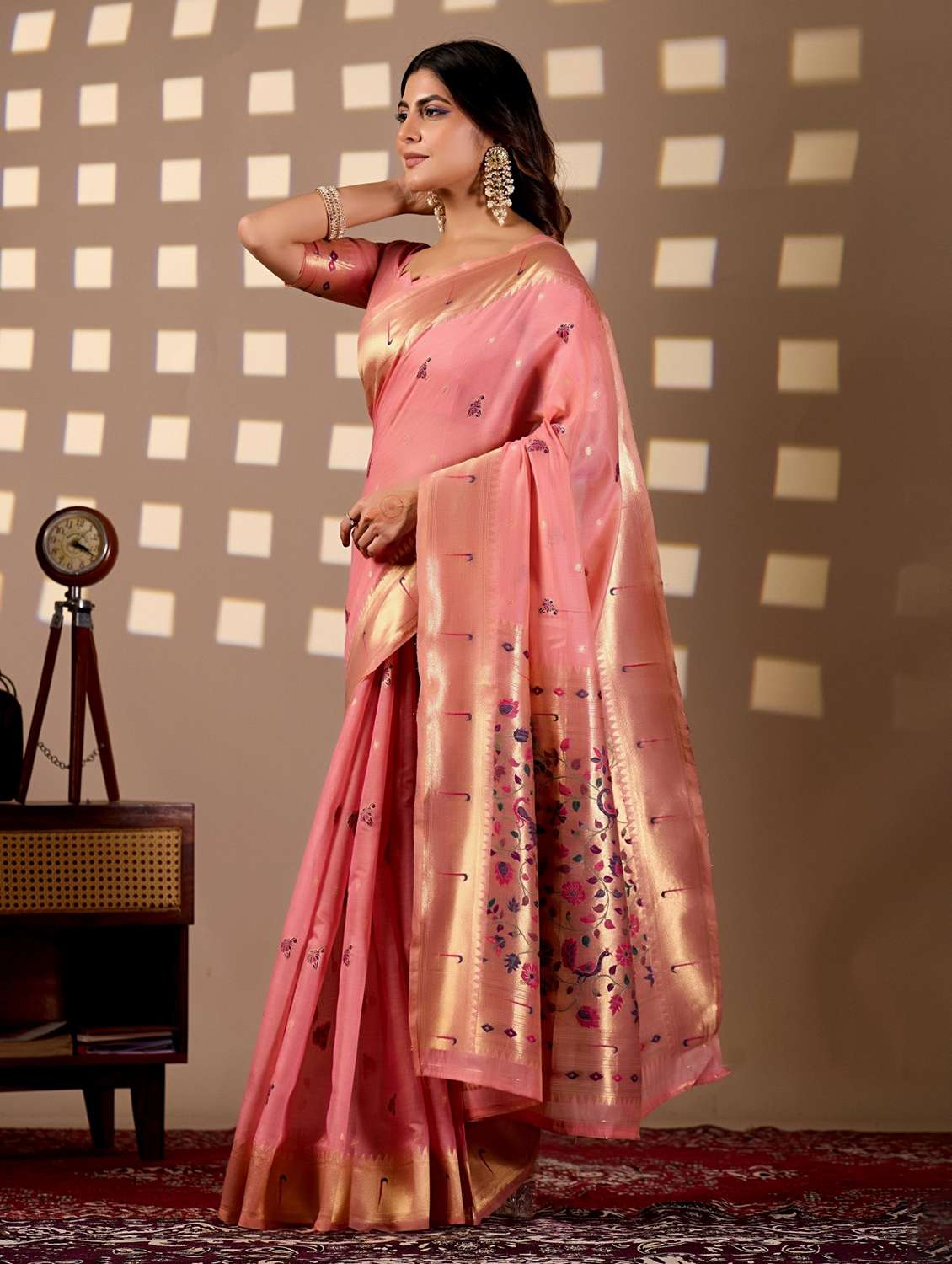 women self design paithani saree with blouse - 22587550 -  Standard Image - 2