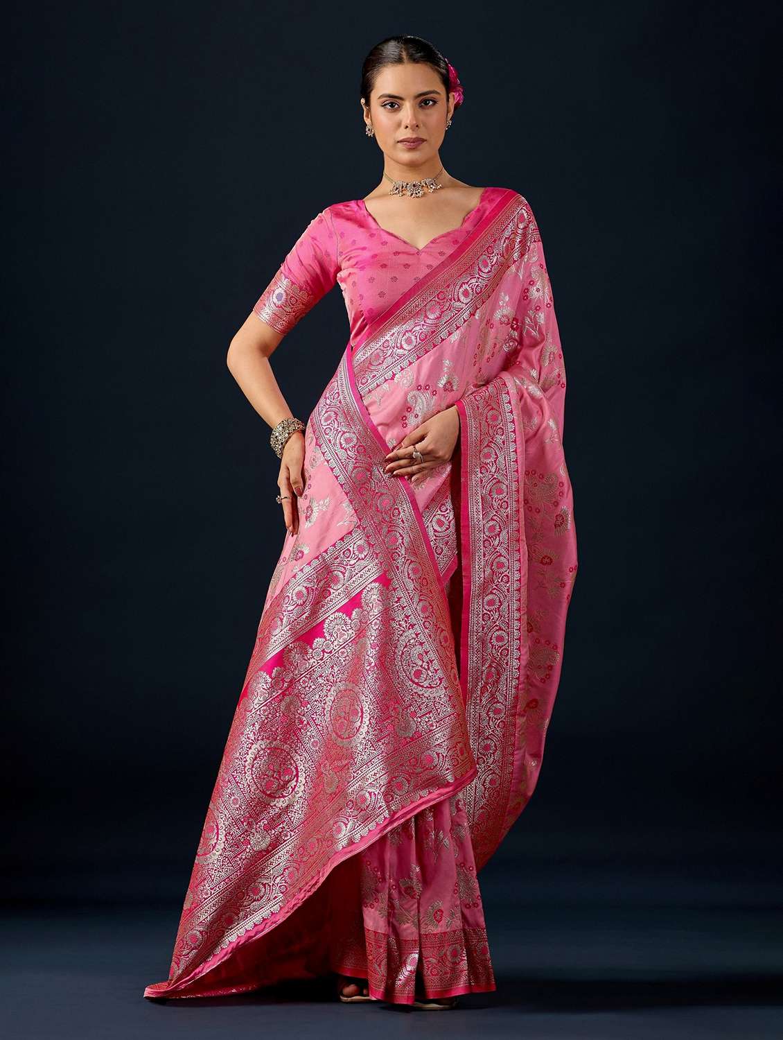 women self design banarasi saree with blouse - 22587570 -  Standard Image - 2