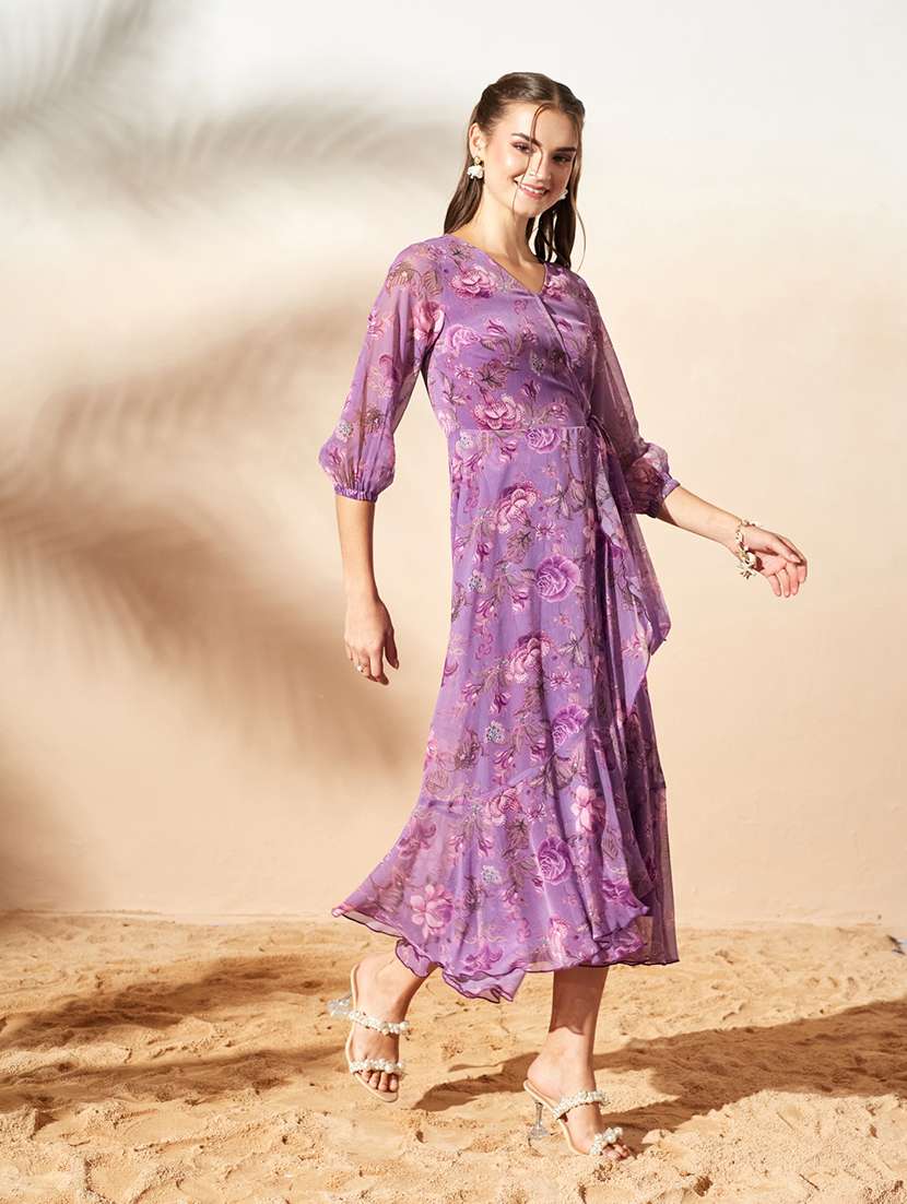 women printed three quarter sleeves wrap dress