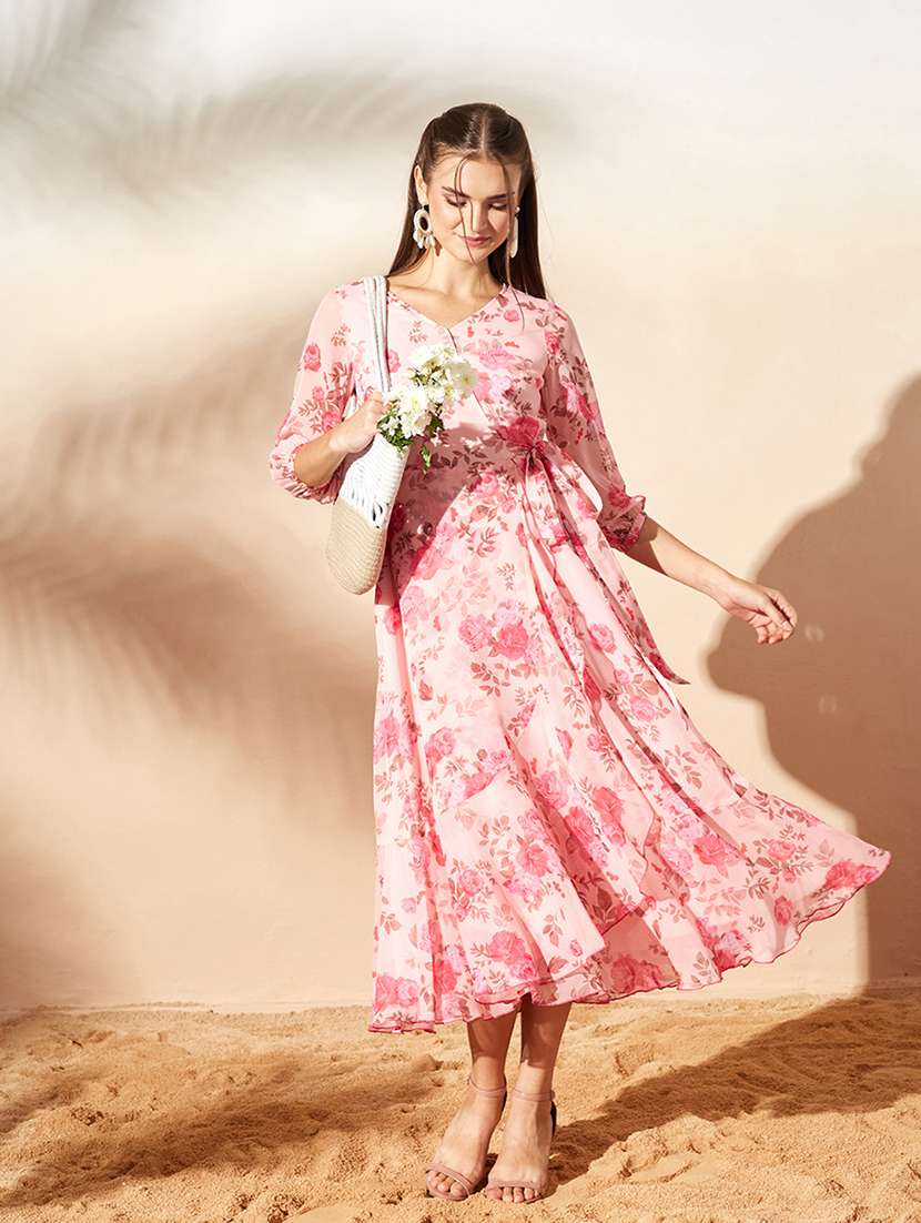 women printed three quarter sleeves wrap dress