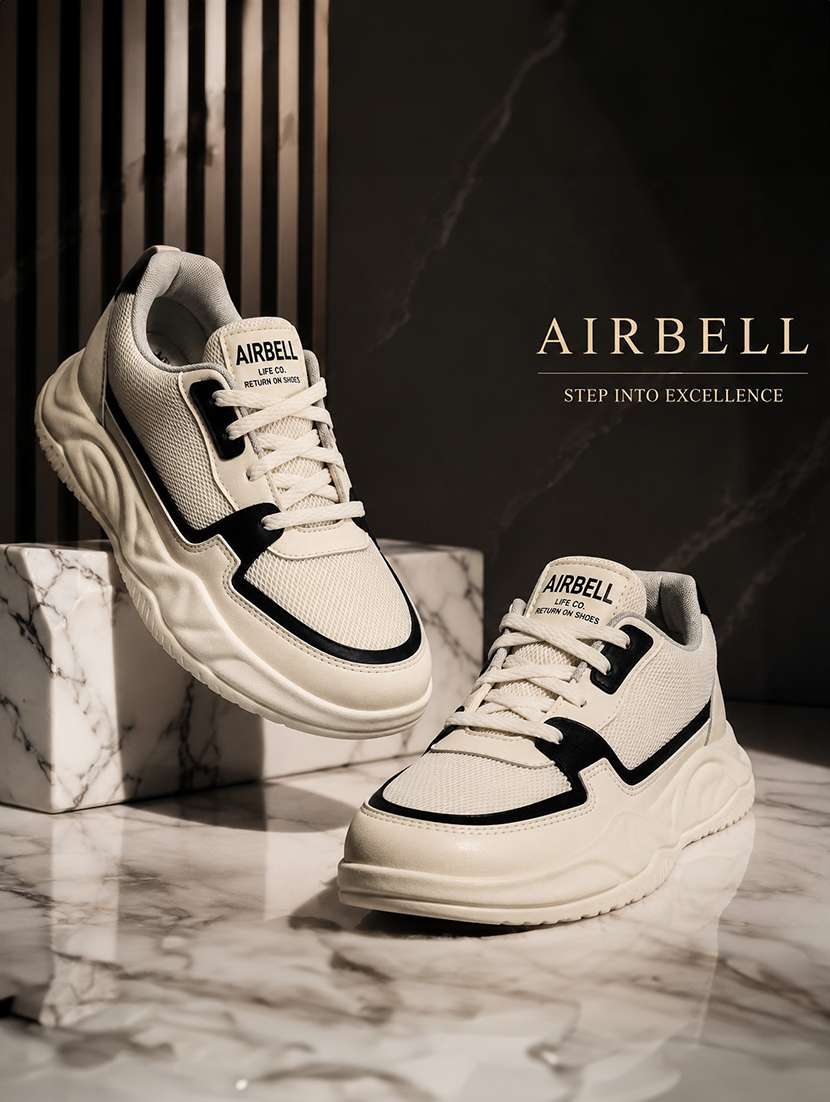 women textured lace up sneakers
