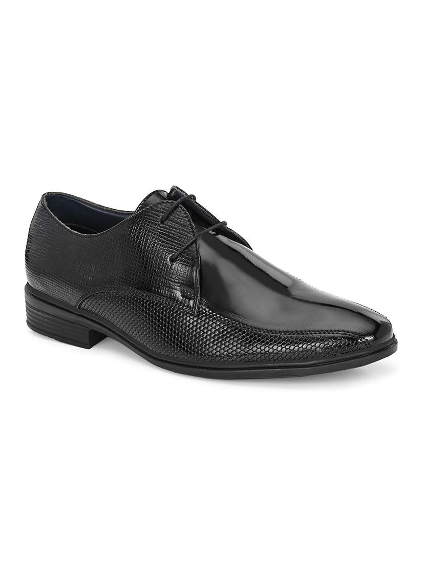 men textured lace up derby shoes - 22588442 -  Standard Image - 2
