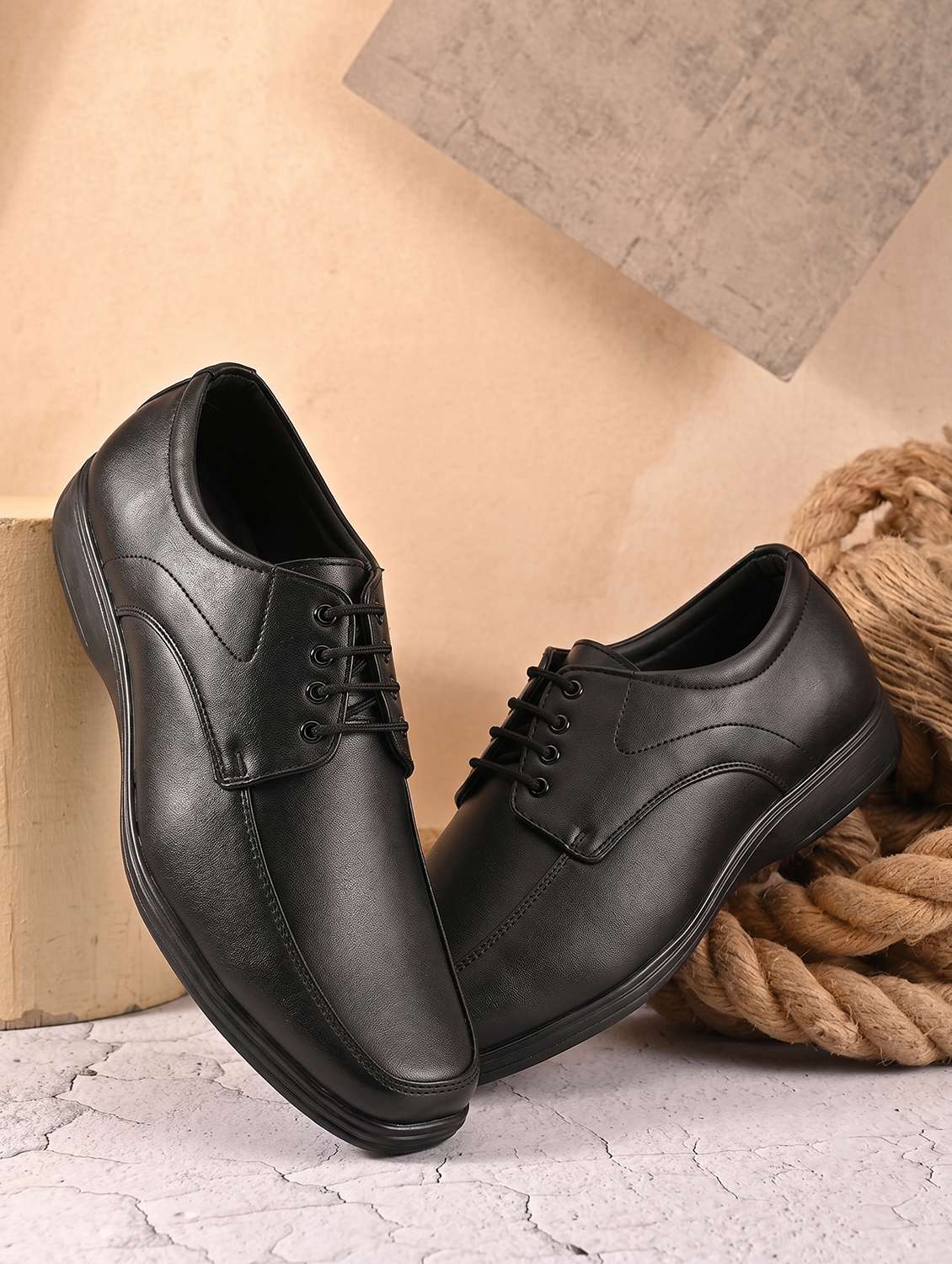 men black lace-up derby