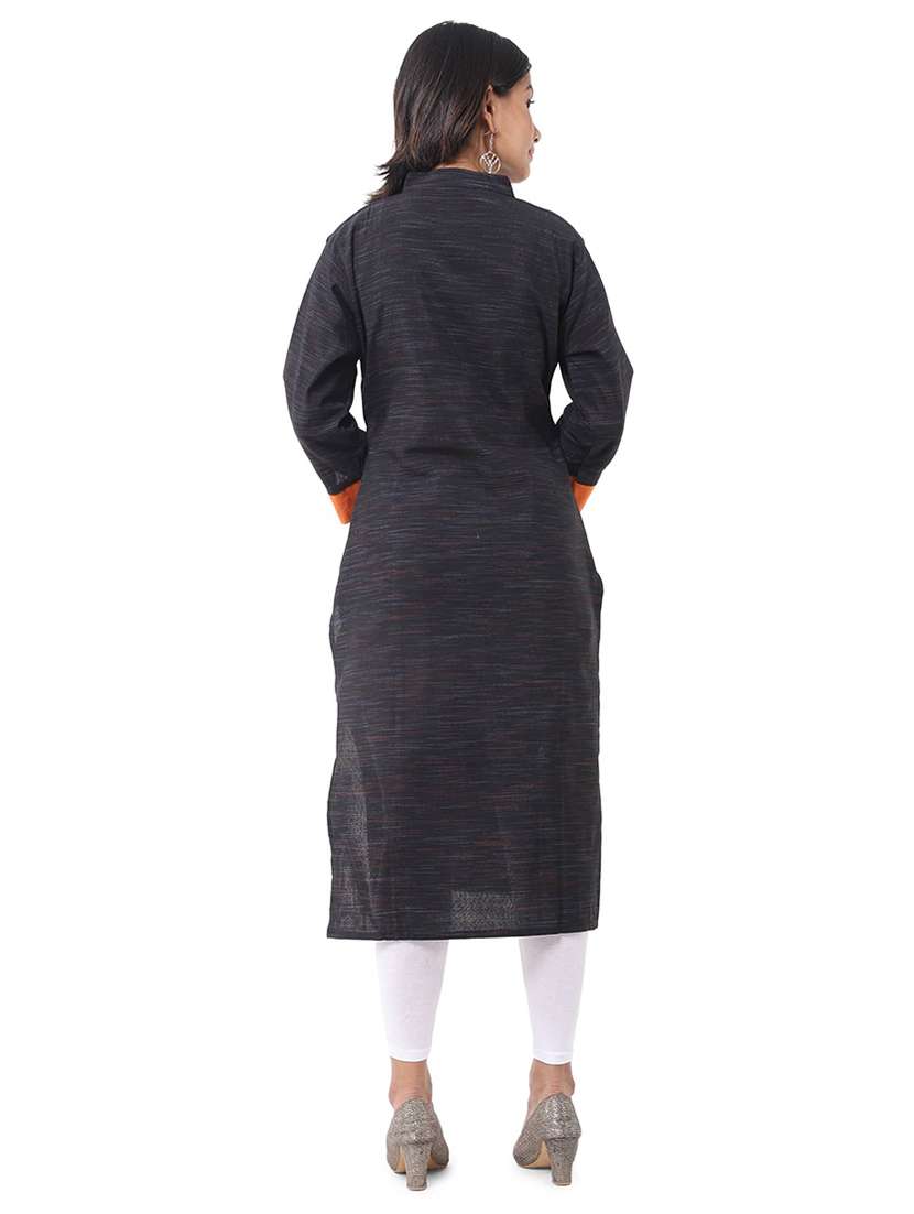 Women Pack Of 2 Three Quarter Sleeve Straight Kurta - 22588567 -  Standard Image - 2