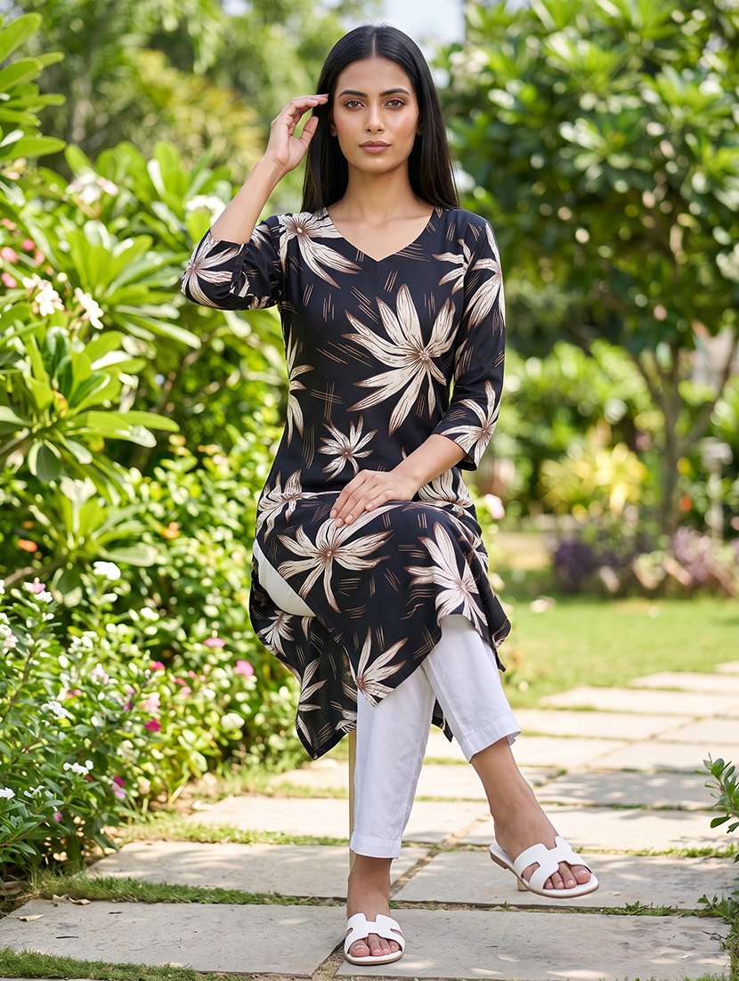 women floral three quarter sleeve straight kurta - 22590080 -  Standard Image - 2
