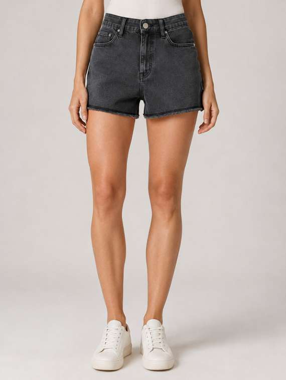 women solid mid rise denim shorts