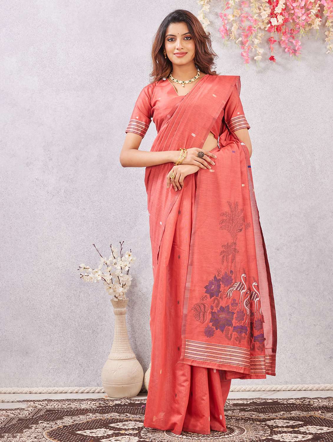women self design handloom saree with blouse - 22590242 -  Standard Image - 2