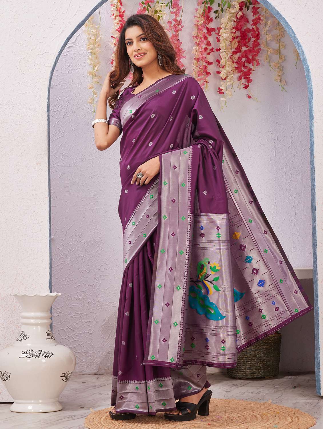 women self design paithani saree with blouse - 22590261 -  Standard Image - 2