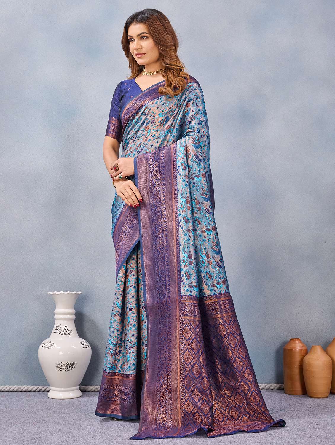 Women Self Design Banarasi Saree With Blouse - 22590301 -  Standard Image - 2
