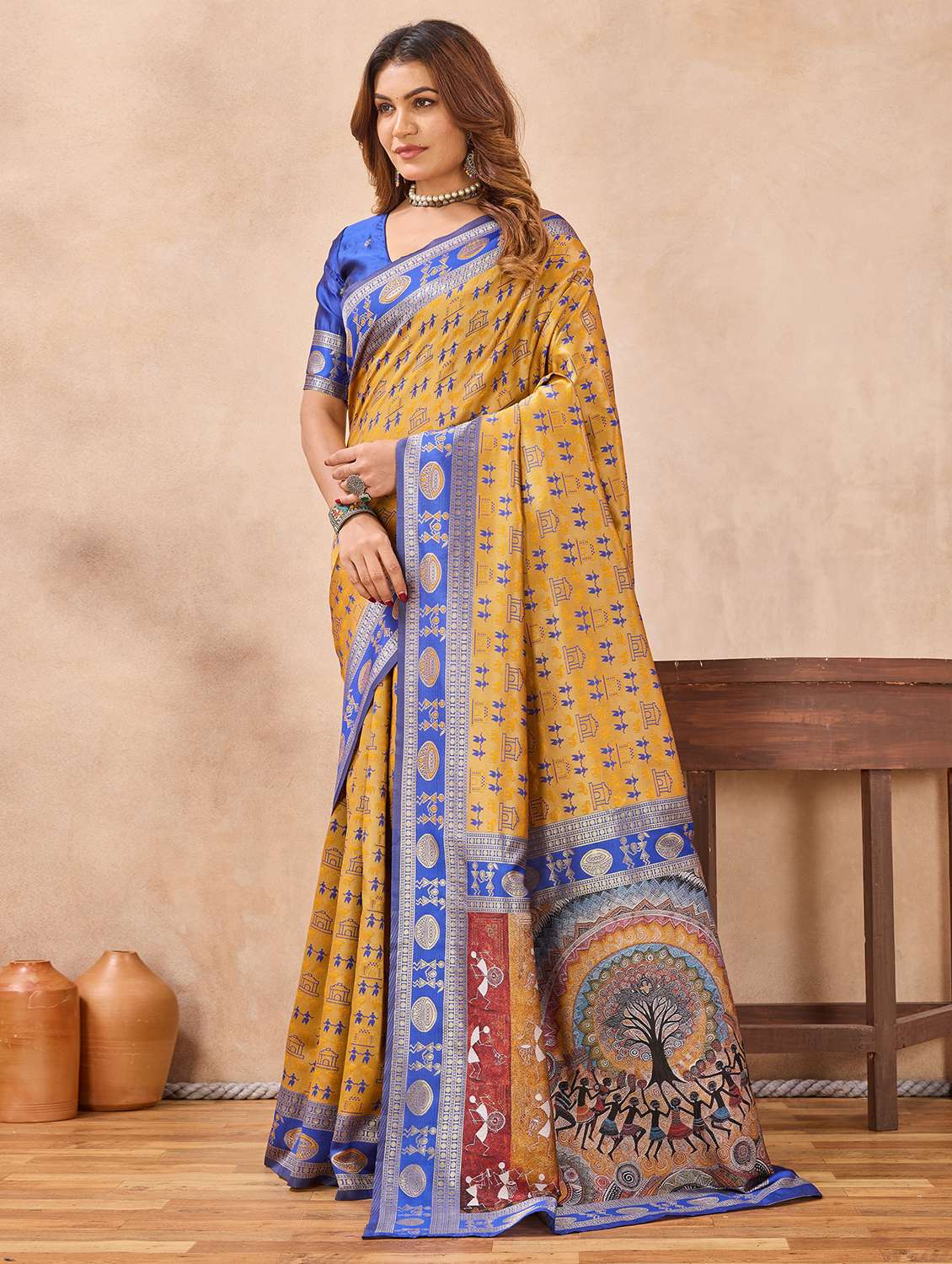 women self design bordered saree with blouse - 22590314 -  Standard Image - 2