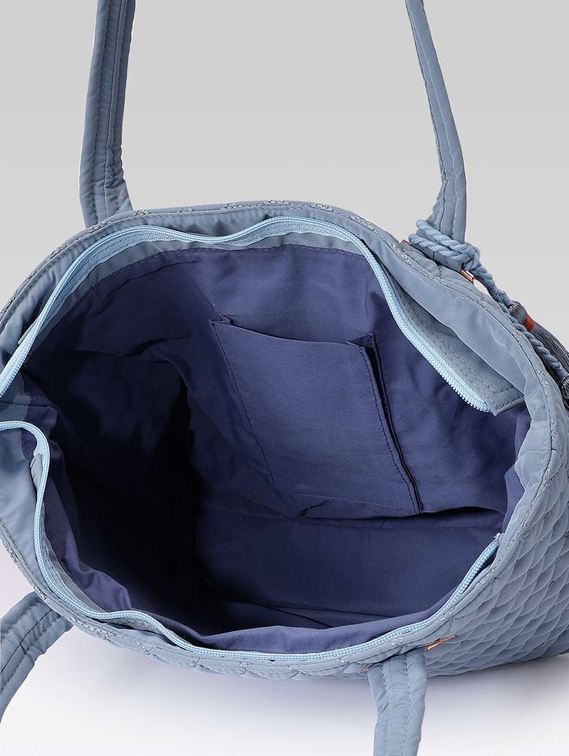 women quilted regular tote bag - 22590685 -  Standard Image - 2